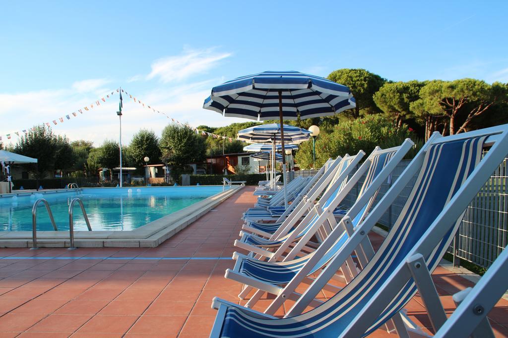 Iron Gate Marina3B Hotel Sarzana Eksteriør billede