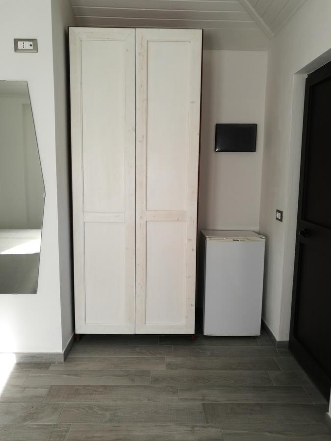 Iron Gate Marina3B Hotel Sarzana Eksteriør billede